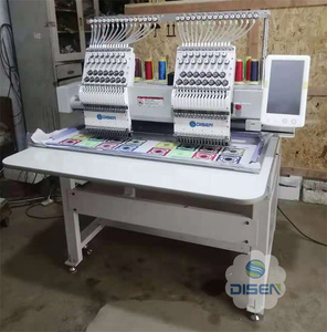 Máquina automática de bordado plano industrial de 2 cabezales, operación computarizada con un solo motor para uso doméstico, tiendas de impresión al por menor - Product Image 2