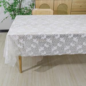 Mantel de Encaje de Plástico Resistente al Calor e Impermeable con Diseños de Hojas Lisas en Relieve Blanco para Banquetes y Bodas - Product Image 3