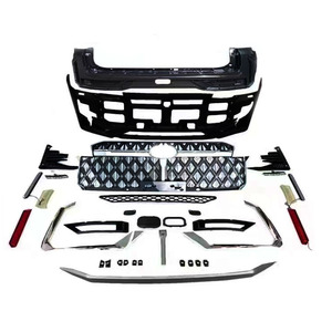 Nouveau design Mises à niveau bas de gamme des kits de carrosserie haut de gamme Pare-chocs avant et arrière sport modifiés Kit de carrosserie <span class=keywords><strong>Lc300</strong></span> <span class=keywords><strong>2022</strong></span> pour <span class=keywords><strong>Toyota</strong></span> - Product Image 2