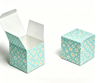 Boîte d'emballage carrée personnalisée en carton, avec logo et couleur sur mesure, acceptant la personnalisation en gros pour bonbons de mariage