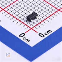 Diode Zener de précision à montage en surface BZX84C3V3-7-F standard 3,3 V SOT-23