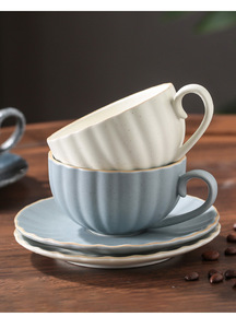 Juego de Taza y Platillo de Café de Cerámica Vintage |   Taza Acanalada para Latte, Cappuccino y Espresso - Product Image 6