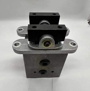 Modèle spécial pour l'ensemble inférieur du vérin hydraulique de commande de l'excavatrice SK135RS - Product Image 4