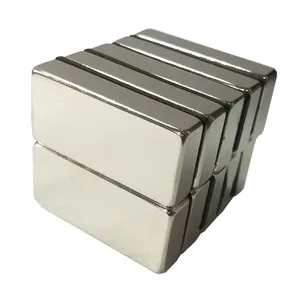 Vente en gros de fournisseur doré Prix compétitif <span class=keywords><strong>405</strong></span> <span class=keywords><strong>lb</strong></span> 40x25x10mm Barre bloc rectangulaire Aimant néodyme N52 - Product Image 1