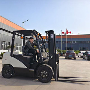 מלגזת דיזל איכותית CE <span class=keywords><strong>2.5</strong></span> טון, גובה הרמה 3000 מטר, ציוד מחסן חדש Q-CPC256-3, תורן דו-שלבי - Product Image 1