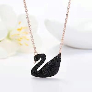 Nouveau <span class=keywords><strong>Collier</strong></span> Cygne en Tungstène Noir 2024 pour Femme, Chaîne de Clavicule de Luxe Léger, Strass en Cristal, Cœur Battant Dynamique - Product Image 6