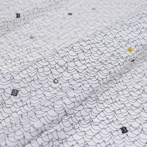 Especial único. Línea Graffiti números diseño suave impreso seda algodón tela para joven señora bebé maravilloso vestido encantador Bata - Product Image 6