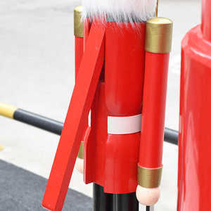 Casse-noisette soldat grandeur nature de 150 cm fait à la main, décoration de Noël classique pour l'extérieur, figurine de Noël, jouet festif - Product Image 3