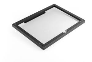 Cadre photo flottant moderne à coupe 45 degrés en alliage d'aluminium écologique, finition métallique brossée or chaud et argent, décoratif mural - Product Image 2