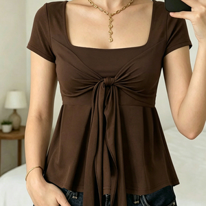 T-shirt d'été pour femme Y2K vintage à nœud papillon, col carré, taille ajustée, ourlet ample, style babydoll, manches courtes, vente en gros - Product Image 1