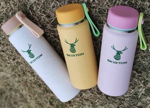 Bouteille isotherme double paroi en acier inoxydable personnalisée pour le camping en plein air, avec poignée et poche, pour enfants - Product Image 6