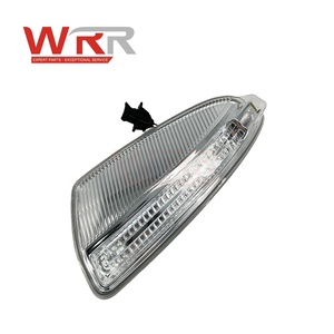 ไฟสัญญาณเลี้ยวกระจก2048200821 WRR ใหม่ Benz W204 W212 E350 C300ไฟ LED แสดงผลด้านข้างทนทานระดับพรีเมียม - Product Image 2
