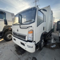 Nouveau camion fourgon Sinotruk Howo 4x2 5-10 tonnes avec moteur diesel, hayon hydraulique et caisse conteneur