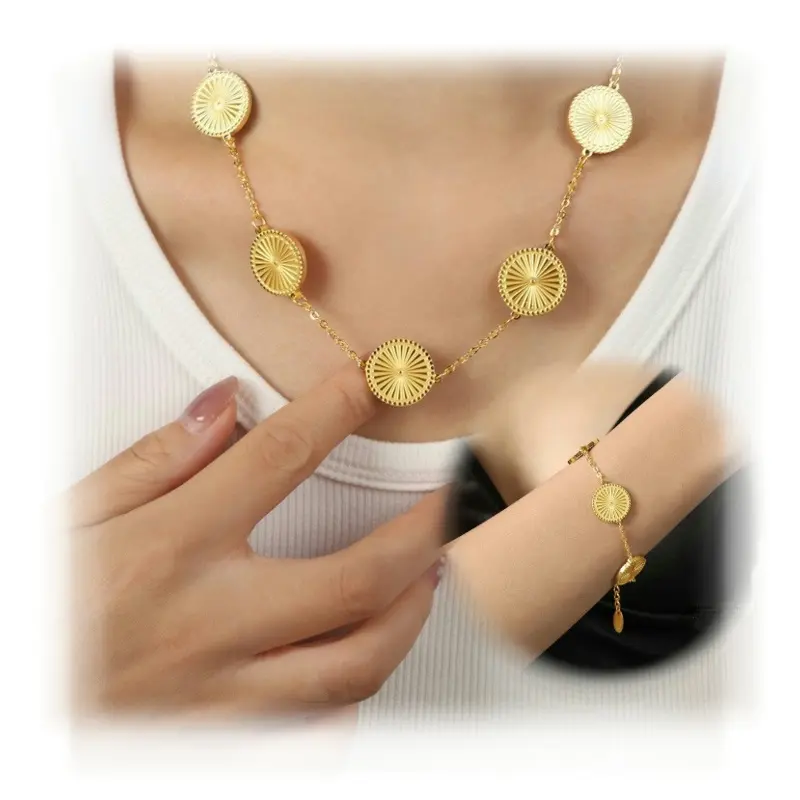 Vendita Carline Set di gioielli in acciaio inox placcato oro 18K per le donne collana ciondolo bracciale signore gioielli all'ingrosso