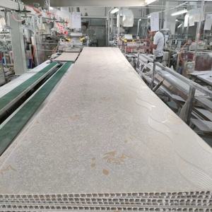 Panneau de <span class=keywords><strong>mousse</strong></span> de PVC de carreau de plafond du style 40cm de l'Europe de décoration intérieure pour la décoration de plafond - Product Image 5