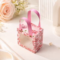 Boîte cadeau portable personnalisée pour bonbons, élégante, imprimée, auto-élevante, en carton ivoire, impression UV, avec fenêtre transparente en forme de cœur