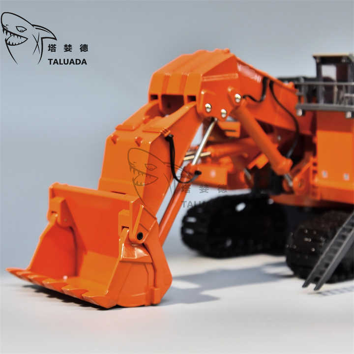 TALUADA Alloy 1:87 Scale Model Toy Hitachi Excavator EX8000