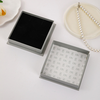 Caja Rígida Gris Mate con Estampado en Caliente de Lámina Plateada, Biodegradable y Ecológica, Caja de Regalo para Collares de Cartón de Dos Piezas, Reutilizable