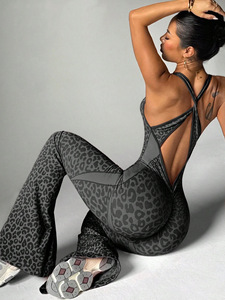 Combinaison de yoga léopard à taille élastique <span class=keywords><strong>pour</strong></span> femme, body de sport <span class=keywords><strong>pour</strong></span> fitness et <span class=keywords><strong>gym</strong></span>, effet push-up fessier, dos croisé, ensemble de yoga - Product Image 1