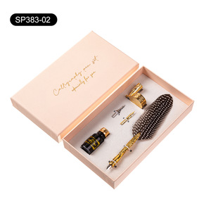 Eacajjess Coffret cadeau <span class=keywords><strong>plume</strong></span> de paon de luxe léger Cadeau de Noël Set de stylos à plumes de dinde naturelle <span class=keywords><strong>Calligraphie</strong></span> <span class=keywords><strong>anglaise</strong></span> - Product Image 3