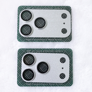 Protector de Lente de Cámara 2.5D con Anillo, en Azul, Verde Azulado y Naranja, para iPhone 17 Pro Max - Product Image 3