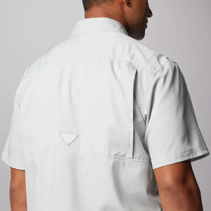 Chemise de pêche haut de gamme Sun Brandsun pour le travail, à capuche ventilée, en micro-polyester, motif camouflage canard, boutonnée. - Product Image 6
