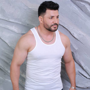 Débardeur côtelé respirant en popeline 100 % coton teint uni pour homme, confortable, sans manches, pour l'été, sous-vêtement, vente en gros OEM ODM - Product Image 1