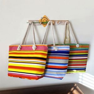 Bolso de mano plegable de moda para mujer, bolso informal con estampado floral, bolso de playa de lona con asa de cuerda - Product Image 1