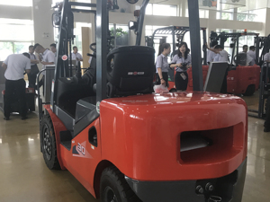 Carretilla elevadora de marca superior de China Carretilla elevadora de <span class=keywords><strong>3</strong></span> toneladas <span class=keywords><strong>3</strong></span>.5Ton CPCD30 <span class=keywords><strong>CPCD35</strong></span> Carretilla elevadora diésel en stock - Product Image 4