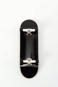 Fingerboard Profesional Personalizado de Madera de Arce para Skateboard - Product Image 4