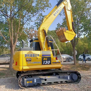 รถขุดไฮดรอลิกแบบตีนตะขาบ Komatsu PC130 ขนาด 13 ตัน รุ่นปี 2019 มือสอง พร้อมเครื่องยนต์ ปั๊ม เกียร์บ็อกซ์ และชิ้นส่วนหลักอื่นๆ ขายที่เซี่ยงไฮ้ - Product Image 1