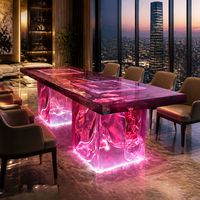 Luxuriöser Transparenter Harz-LED-Esstisch Beleuchtete Kunstmöbel für Hotel Villa Restaurant Gewerbeprojekte