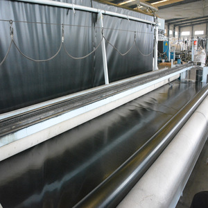 Geomembrana Personalizada con Buena Soldabilidad de Juntas, Resistente a Bajas Temperaturas, Ideal para Túneles y Cimentaciones de Ferrocarriles Subterráneos - Product Image 3