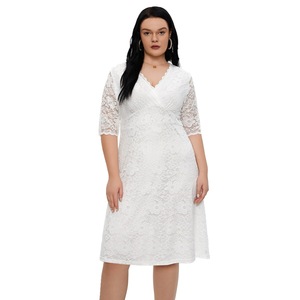 Nuovi <span class=keywords><strong>abiti</strong></span> <span class=keywords><strong>da</strong></span> sera europei e americani per <span class=keywords><strong>donne</strong></span> curvy, <span class=keywords><strong>abiti</strong></span> in pizzo per ragazze plus-size, vendita all'ingrosso - Product Image 5