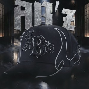 Vente en gros G5 Casquettes Barbas Originales Personnalisées 5 Panneaux Visière Large Fermeture à Boucle 100% Coton Terry Sad Boyz - Product Image 1
