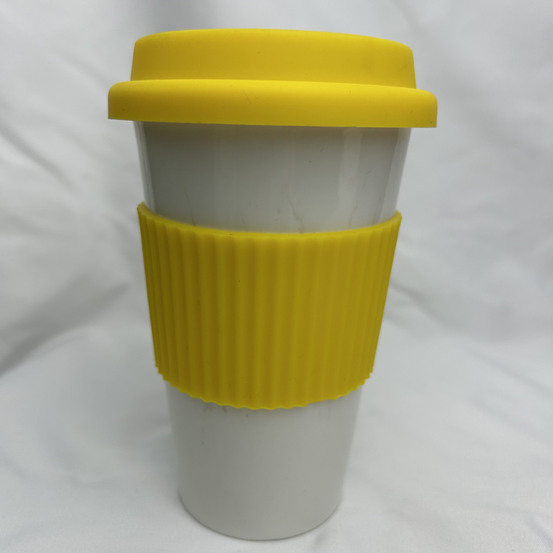 ensemble jaune