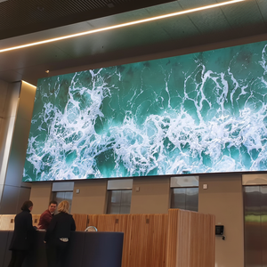 จอ LED วิดีโอวอลล์สำหรับงานแสดงสินค้าแบบเต็มสี P3.91 สำหรับใช้งานภายในและภายนอกอาคาร จอ LED สำหรับเวที ให้เช่าสำหรับงานอีเว้นท์  แสดงผลแบบ IP66 กันน้ำ คุณภาพสูง - Product Image 1