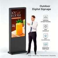 Écran publicitaire LCD étanche IP65 de 32 à 75 pouces, 2000 nits, sur pied, avec logiciel de signalisation numérique CMS pour métro et extérieur