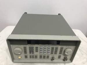 1 Pcs HP 8648D Générateur de signaux RF synthétisés, 9 kHz à 4000 MHz - Product Image 3