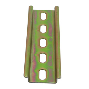 Bloc <span class=keywords><strong>de</strong></span> terminaison <span class=keywords><strong>de</strong></span> <span class=keywords><strong>terre</strong></span> perforé en acier TH35-7.5 pour <span class=keywords><strong>rail</strong></span> <span class=keywords><strong>DIN</strong></span>, 12 cm, standard 35 mm x 7.5 mm, connexion par boulons pour boîtier MCB - Product Image 5