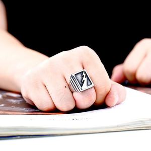 316L Stainless Steel Men's Fashion <b>Ring</b> Lightning Bolt Ancient Style <b>Skull</b> Punk Circle <b>Ring</b> for Engagement Party Biker Jewelry - Product Image 2