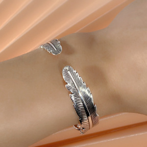 <b>Feather</b> Bracelet Tibetan Silver Open Face Unisex Party Jewelry - Product Image 2