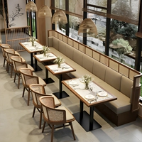 Ensemble de mobilier commercial pour restaurant : Banquettes en bois avec dossier cannage et tables à manger en marbre – Élégant et disponible en gros