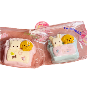Nouvelle Peluche Kawaii 10cm Chiot Dessin Animé Allongé, Jouet Souple en Silicone Alimentaire Anti-Stress Lapin à Presser, Cadeau pour Enfants de 8 à 13 Ans Unisexe - Product Image 1