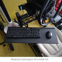 Cockpit de simulation de course en profilé aluminium avec siège de jeu, plateau pour clavier et support d'écran