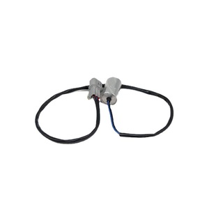 Sensor de Velocidad para Vehículos Mitsubishi MC858133 MC855765, Repuesto Nuevo para Camiones Fuso - Product Image 1
