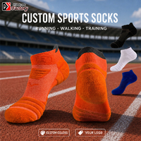 Chaussettes de sport tricotées Club Supply Selection pour la gym, l'entraînement et les équipes – Séchage rapide, respirantes, antidérapantes pour les programmes athlétiques