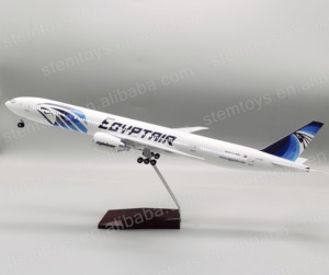 Modèle d'avion Boeing <span class=keywords><strong>777</strong></span> de la compagnie aérienne égyptienne, 47 cm, en résine moulée sous pression avec lumière LED, idéal pour les cadeaux - Product Image 2