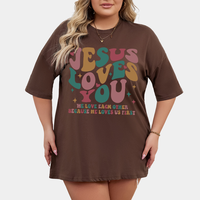 T-shirt ample et décontracté pour femme en coton épais 140 g/m² avec épaules tombantes, imprimé logo « Jésus t'aime » et patchs, respirant