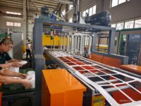 Nouvelle ligne de production de vaisselle jetable en mousse PS SHUANGJI, contrôlée par PLC, 168 kW, 380 V, avec moteur et pompe, écologique et haute sécurité